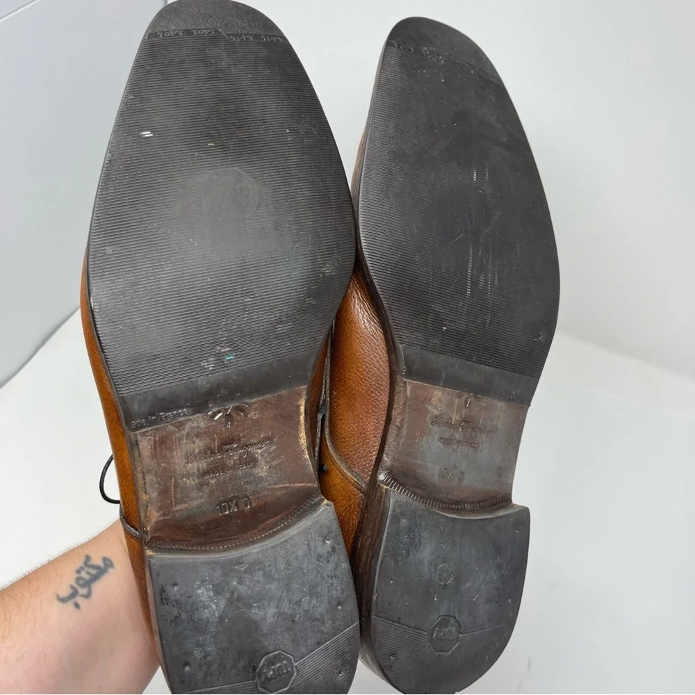 Salvatore Ferragamo cognac brown pebble leather oxfords sz 10.5